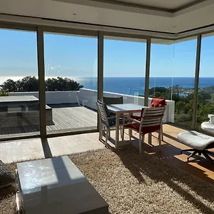 Apartment The Baules Penthouse With Spectacular Roof-terrace, Cape Town