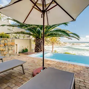 Camps Bay Terrace Palm Apartment