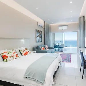 Camps Bay Blue Self-catering Apartment